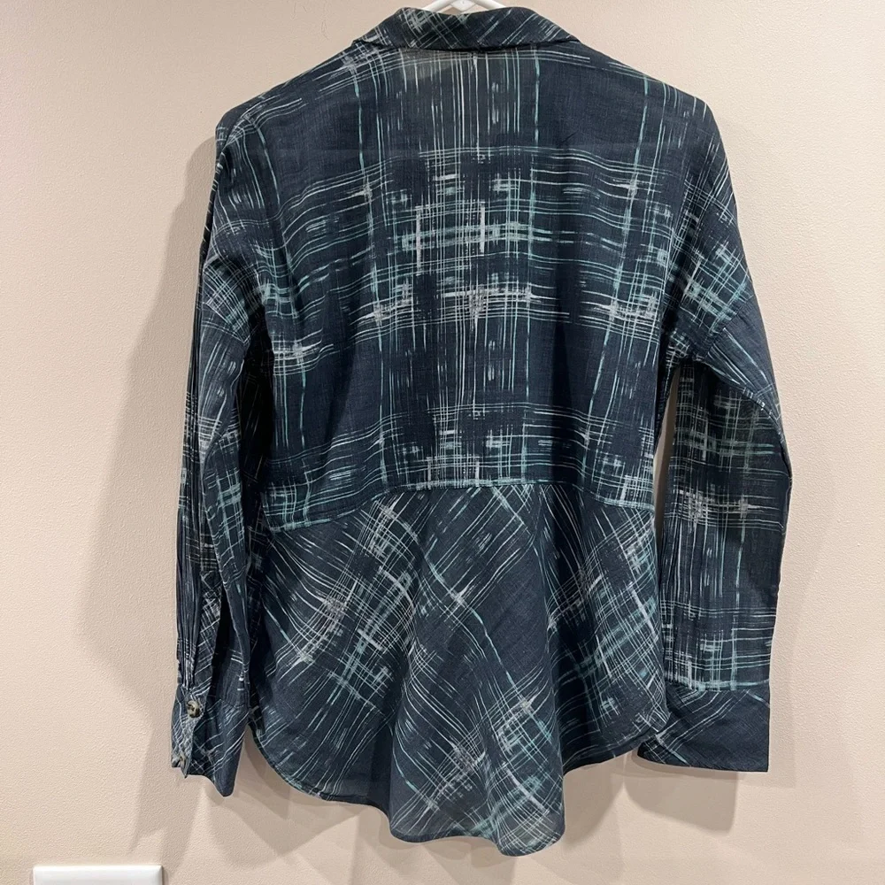 🔥Free People women’s Blue Plaid Shirt🔥